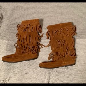 Minnetonka Suede Moccasin Boots Size 7
